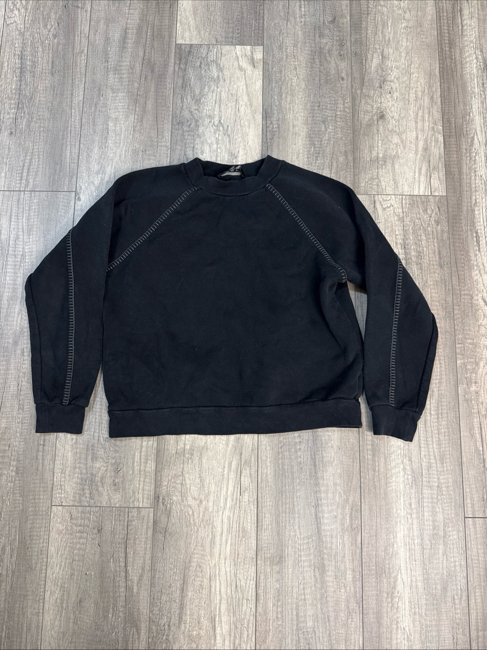 UGG Black Crewneck Sweatshirt with Contrast Stitching